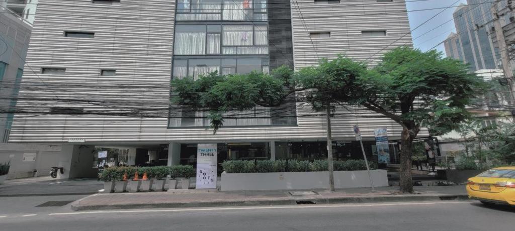 Twenty Three Residence Bangkok Extérieur photo